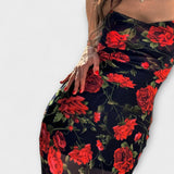 Kratka haljina bodycon s cvjetnim uzorkom i naramenicama