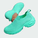 Klasični sportski slip-on s svakodnevnim stilom